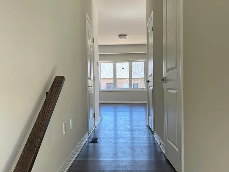 3047 Sandy Acres Ave — Photo 2