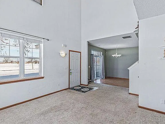 820 Princeton Ave — Photo 4