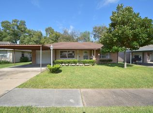 3007 Tanglebriar Dr, Pasadena, TX 77503