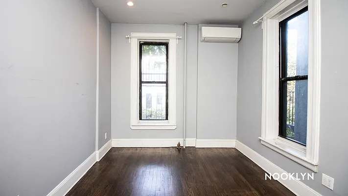 Rented by Nooklyn NYC LLC | media 16