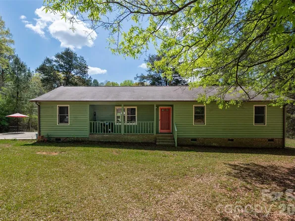 5219 New Town Rd, Waxhaw, NC 28173