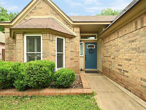 3rd image of 10603 Watchful Fox Dr