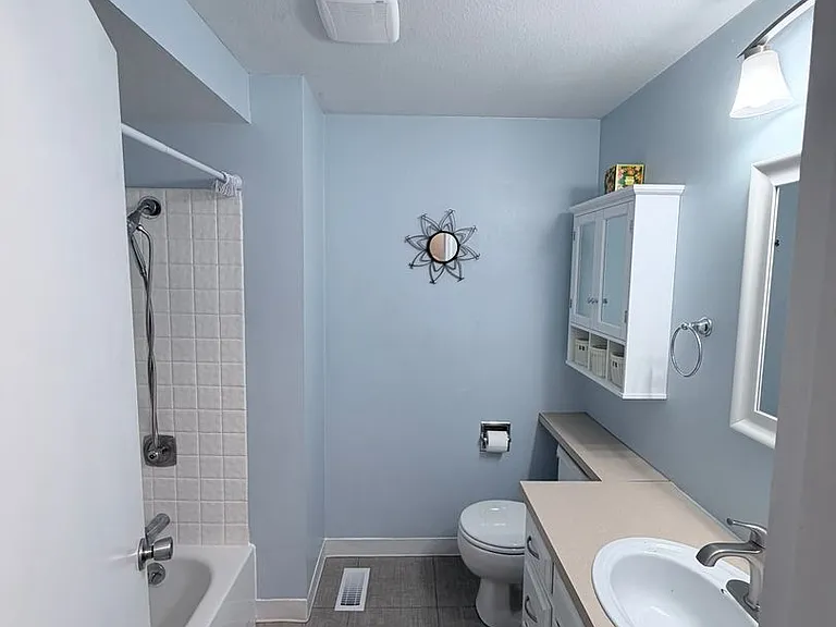 6388 Doral Dr SE — Photo 10