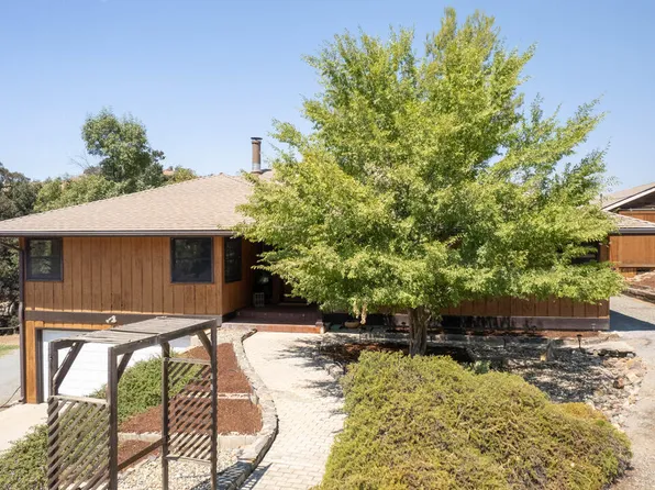 16270 Palomino Drive, Springville, CA 93265