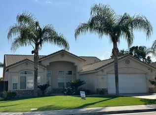 3111 Stone Meadows Dr, Bakersfield, CA 93313