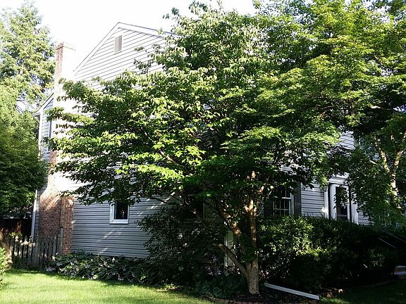 3rd image of 119 Woodlawn Ave