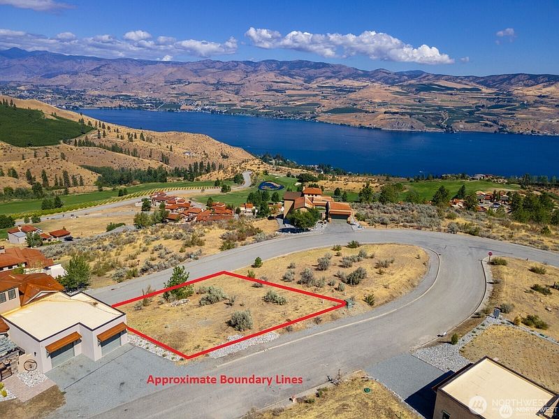 2nd image of 373 Sabio Way