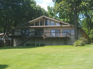 5598 Bayshore Dr, Athens, TX 75752