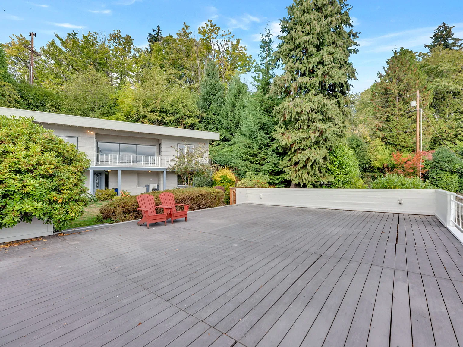 3 bed, 2.5 bath, 2040 sqft, $4,900 — Photo 4