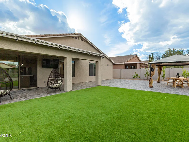 6404 W Black Hill Rd — Photo 31