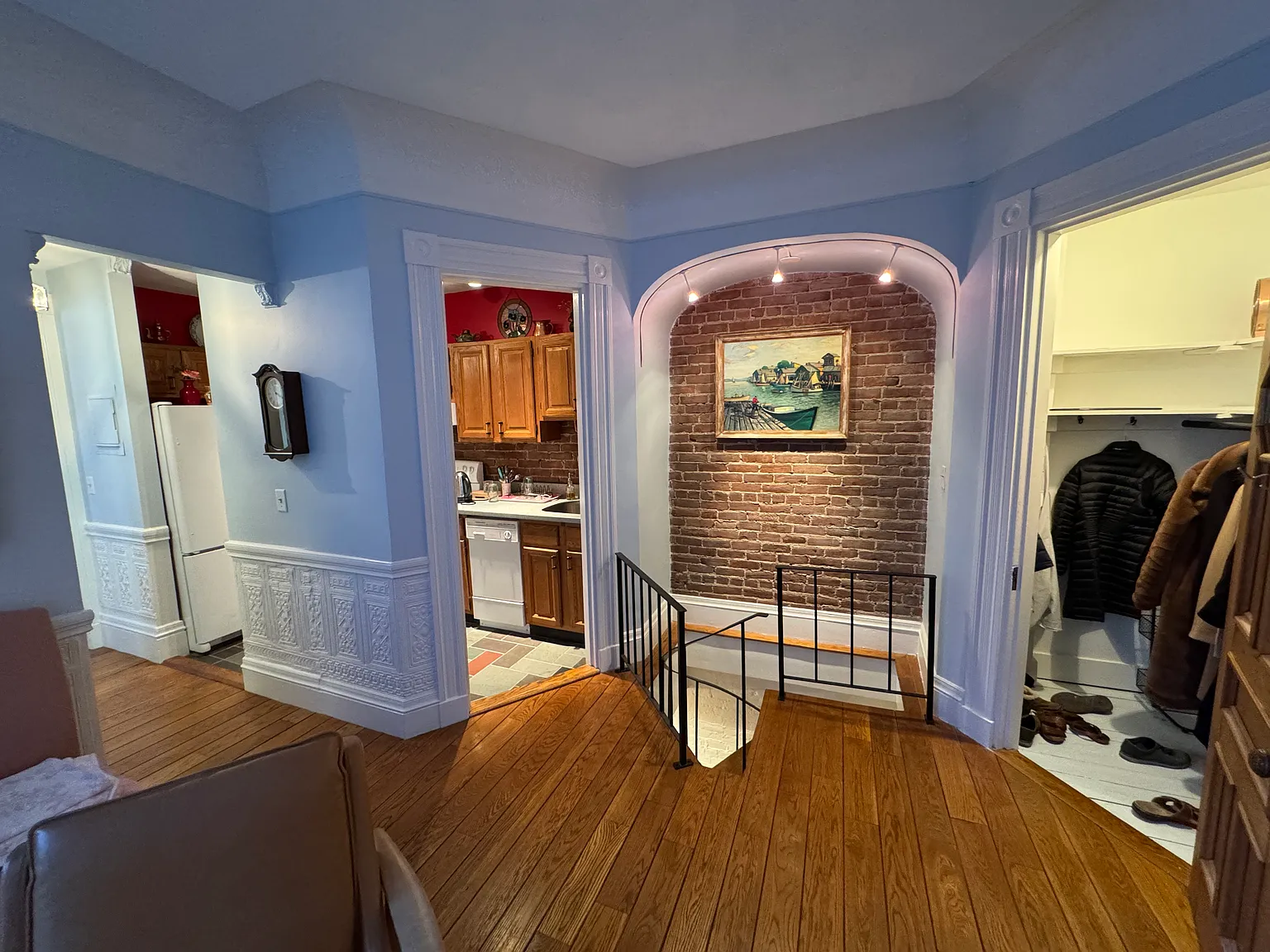 2 bed, 963 sqft, $6,100 — Photo 2