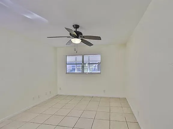 202 Bedford Trl — Photo 12