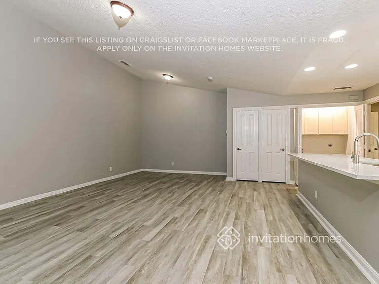 7404 Geminata Oak Ct — Photo 5