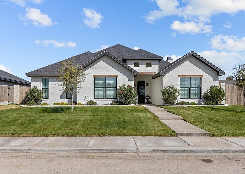 1st image of 31 La Campana Dr