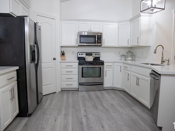 2nd image of 518 S 2150 W APT 304