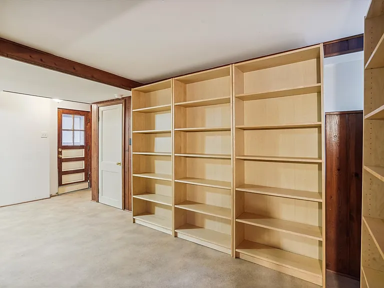 5212 Augusta St — Photo 26