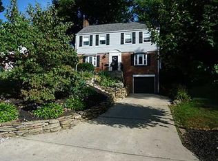 157 Woodland Dr, Pleasant Hills, PA 15236