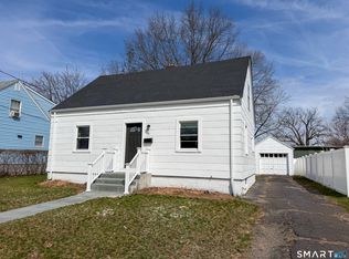 48 Rockwood Rd, Hamden, CT 06514