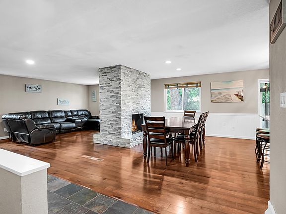 2nd image of 6621 Welch Ct