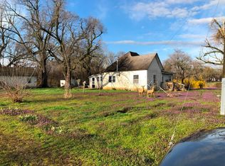 610 Mount Vernon St, Stotts City, MO 65756