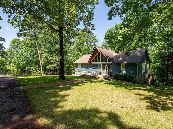 2nd image of 140 Ridge View Dr