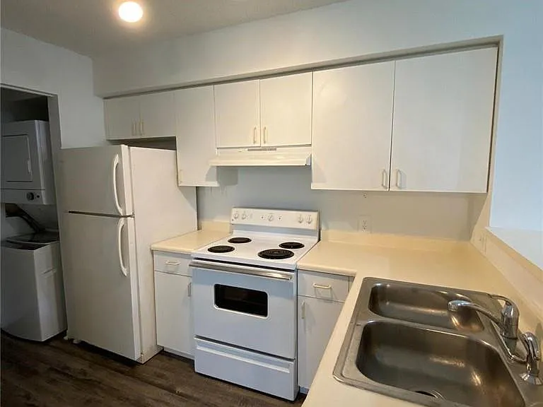 7872 Sonoma Springs Cir #102 — Photo 8