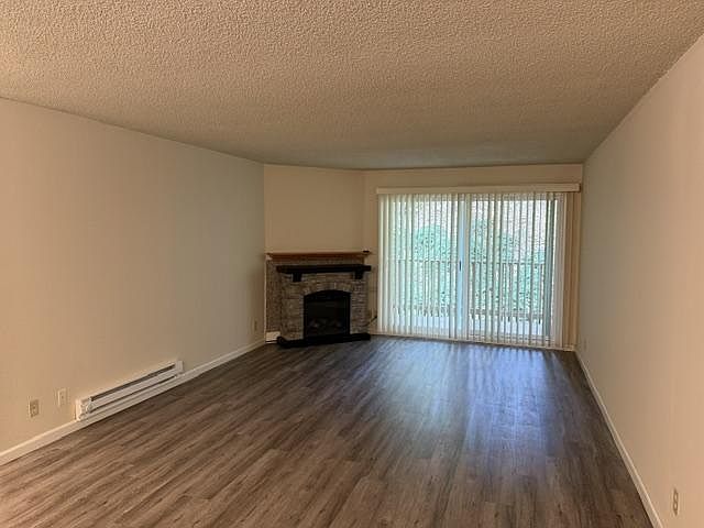 1st image of 359 Half Moon Ln APT 102