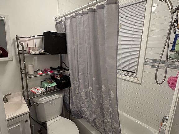 3rd image of 127 Center St Floor 1