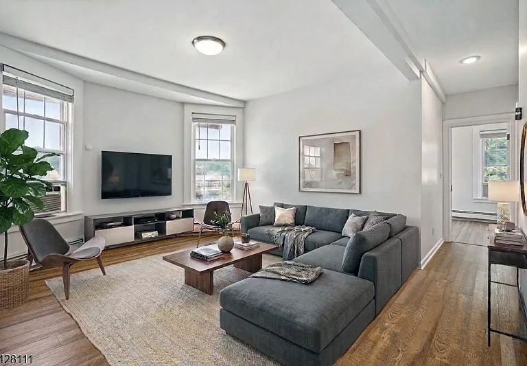 60A 2nd St — Photo 1
