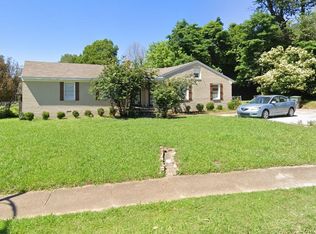 3272 Walnut Grove Rd, Memphis, TN 38111