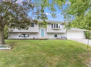 1243 Rick Ct, Joliet, IL 60431