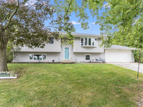 1243 Rick Ct, Joliet, IL 60431
