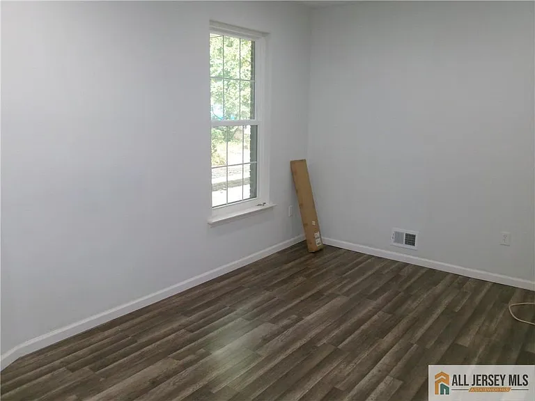 4261 Bayberry Ct — Photo 14