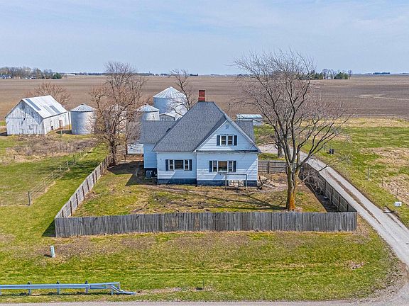 3rd image of 2635 County Road 950e