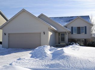 4602 Acorn Ln NW, Rochester, MN 55901