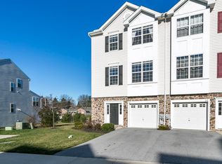 12 Shoreham Dr, Coatesville, PA 19320
