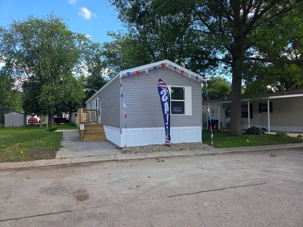 109 Mulberry Dr #109MUL, Morton, IL 61550