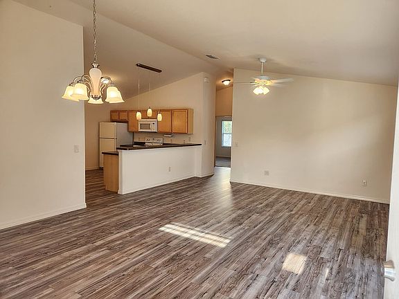 3rd image of 3739 Viscaya Ct