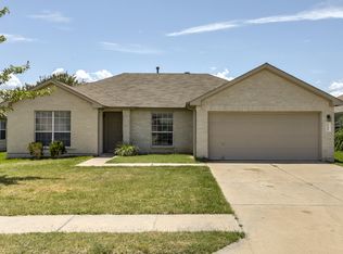 1108 Blewett Dr, Hutto, TX 78634