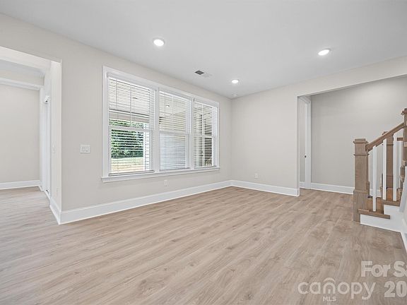 5th image of 1504 Baileys Run