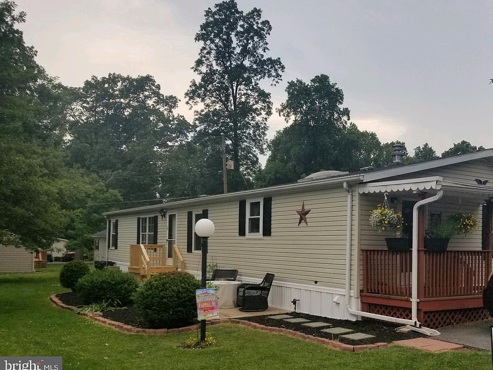 1st image of 63 Rainbow Cir