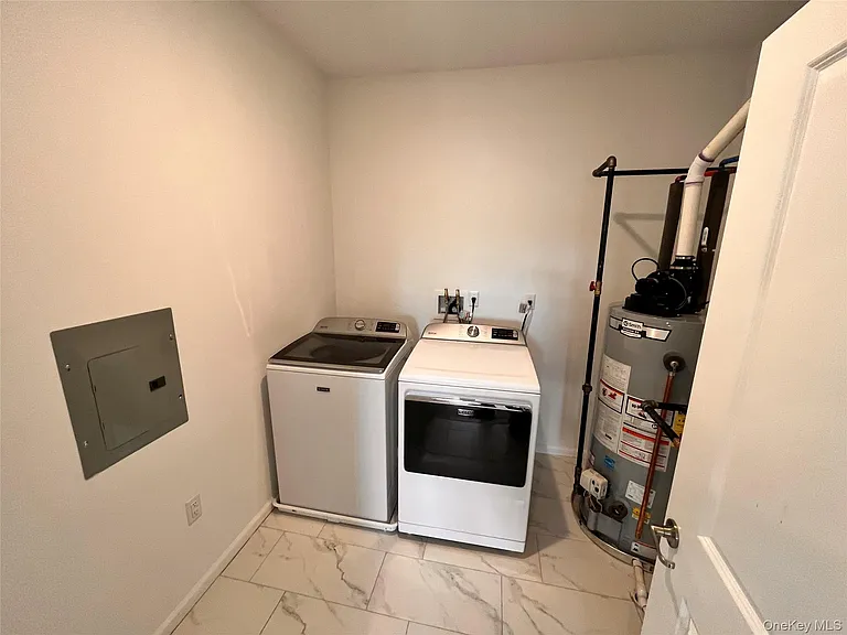 411 Tower Ridge Cir — Photo 11