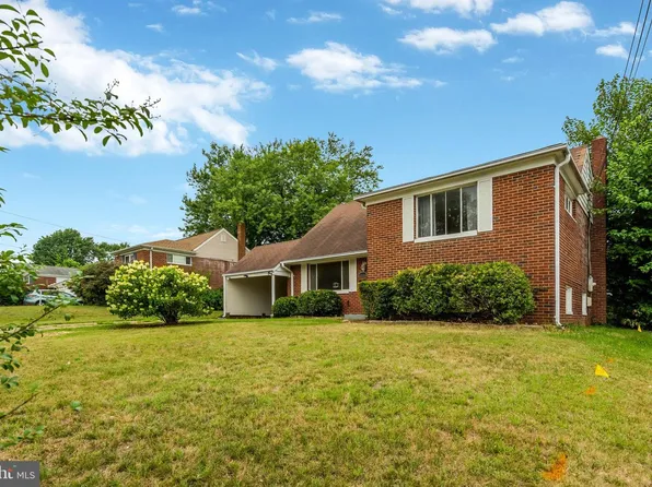 5804 Channing Rd, Springfield, VA 22150
