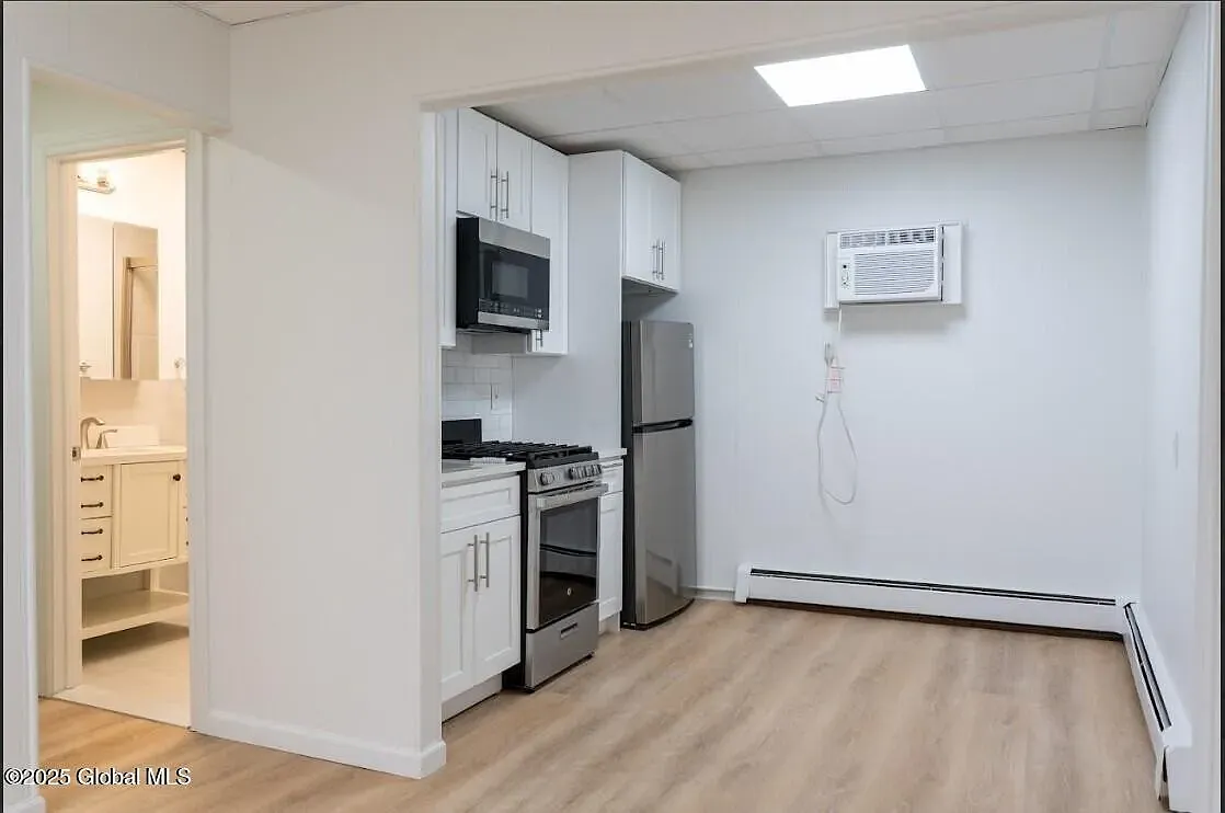 Studio, 515 sqft, $1,500 — Photo 1