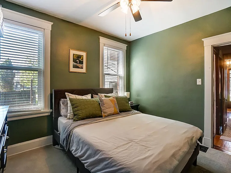 2251 Washington Ave #1 — Photo 15