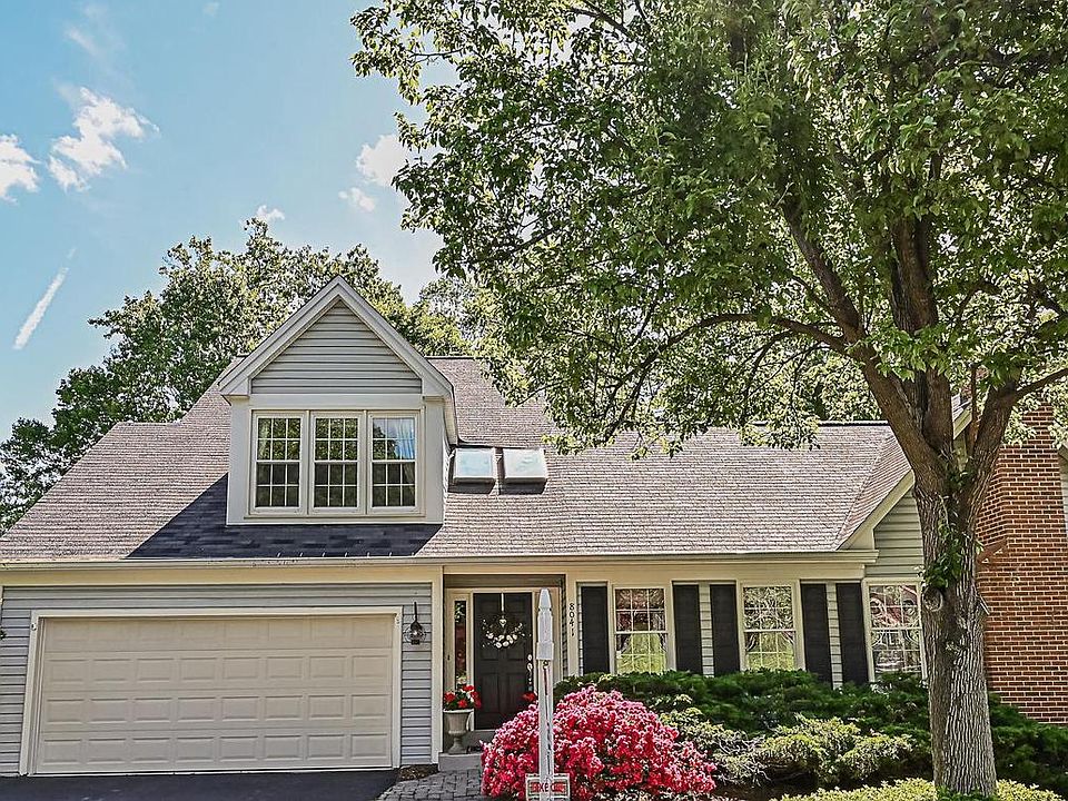1st image of 8041 Oak Hollow Ln