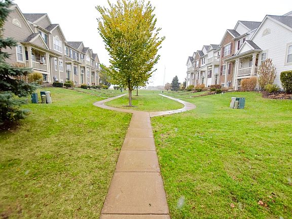 3rd image of 24636 George Washington Dr