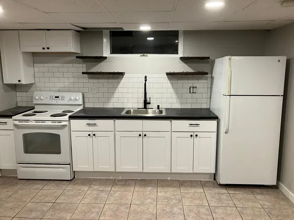 22 Pocasset Ave #1, Providence, RI 02909