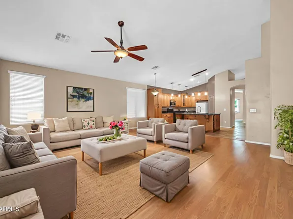 7425 N 75TH Drive, Glendale, AZ 85303