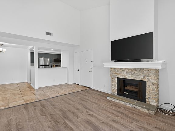5th image of 9714 Sepulveda Blvd Unit 201